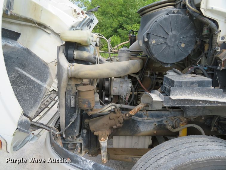 image for item DE8218 2004 Sterling A-Line semi truck