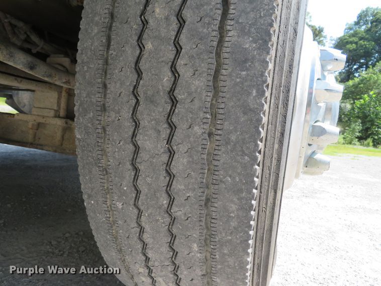 image for item DE8218 2004 Sterling A-Line semi truck