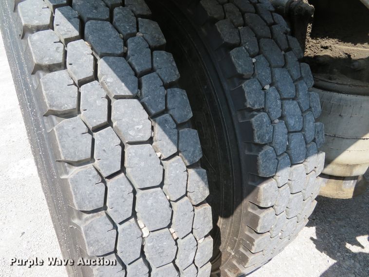 image for item DE8218 2004 Sterling A-Line semi truck