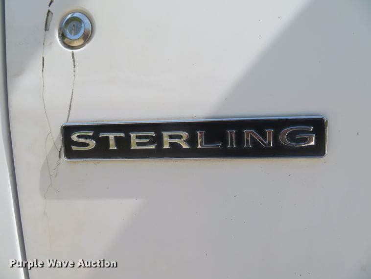 image for item DE8218 2004 Sterling A-Line semi truck
