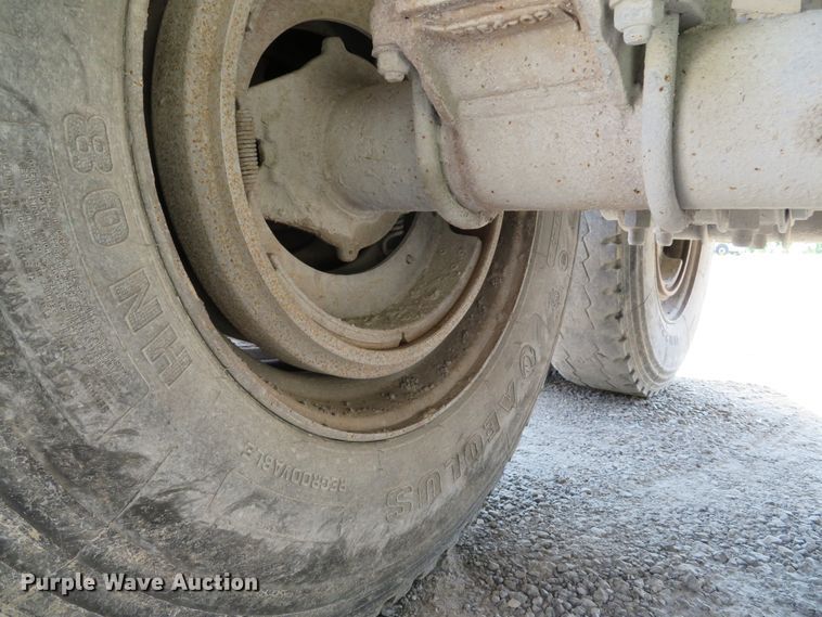 image for item DE8219 1997 East end dump trailer