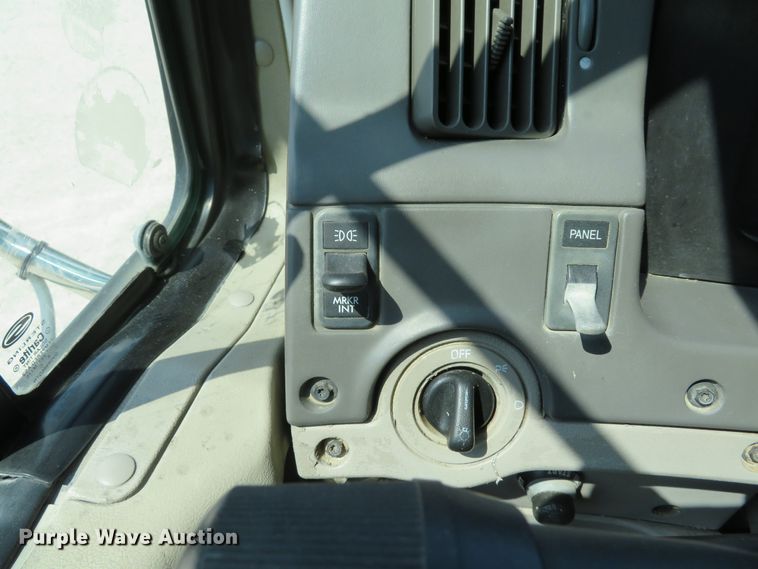 image for item DE8220 2004 Sterling A-Line semi truck