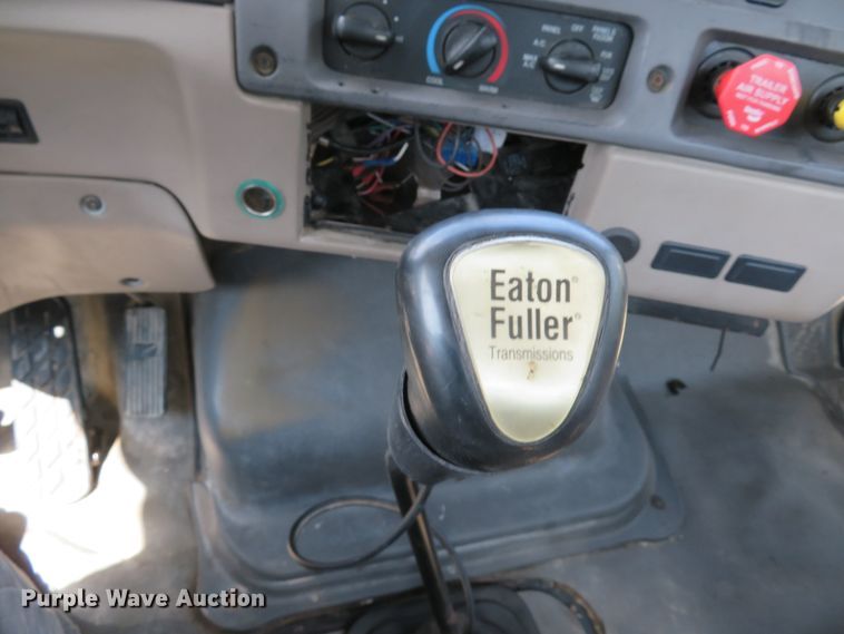 image for item DE8220 2004 Sterling A-Line semi truck