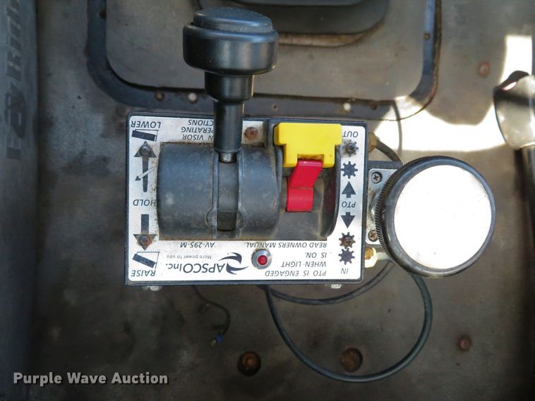 image for item DE8220 2004 Sterling A-Line semi truck