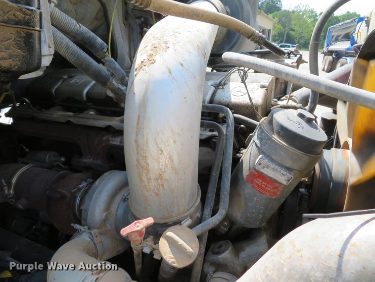 image for item DE8220 2004 Sterling A-Line semi truck