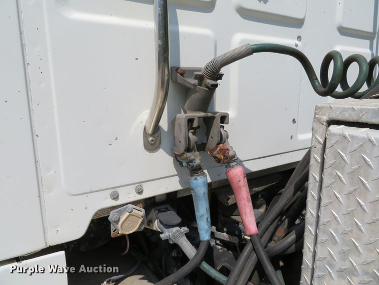 image for item DE8220 2004 Sterling A-Line semi truck