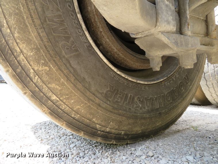 image for item DE8220 2004 Sterling A-Line semi truck