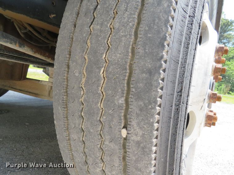 image for item DE8220 2004 Sterling A-Line semi truck