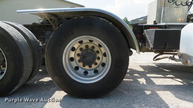 image for item DE8220 2004 Sterling A-Line semi truck