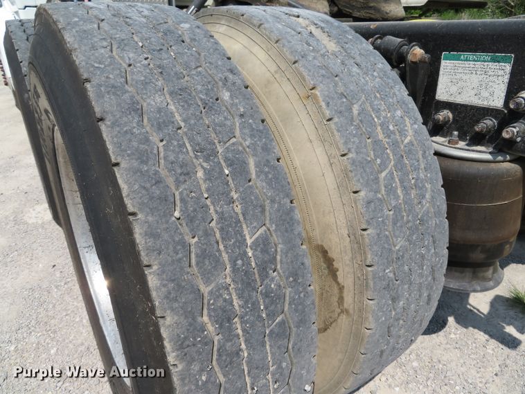 image for item DE8220 2004 Sterling A-Line semi truck