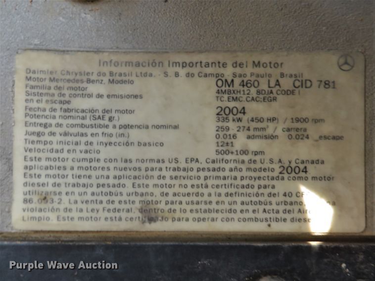 image for item DE8222 2006 Freightliner Columbia semi truck