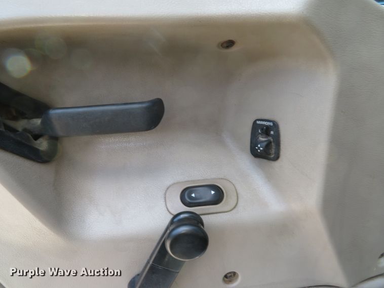 image for item DE8224 2004 Sterling A-Line semi truck