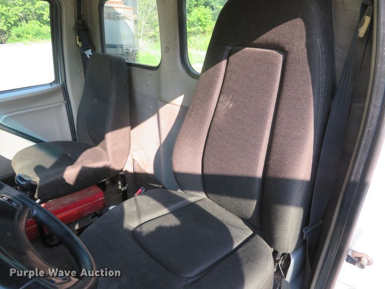 image for item DE8224 2004 Sterling A-Line semi truck