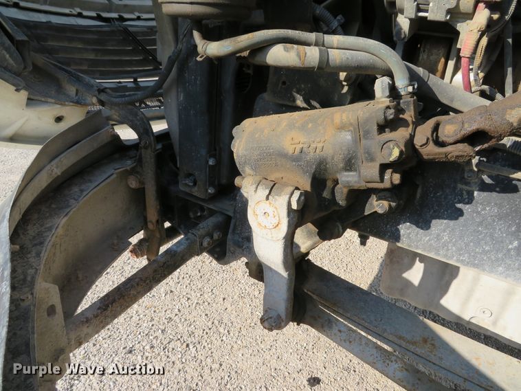 image for item DE8224 2004 Sterling A-Line semi truck