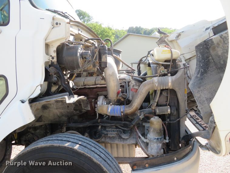 image for item DE8224 2004 Sterling A-Line semi truck