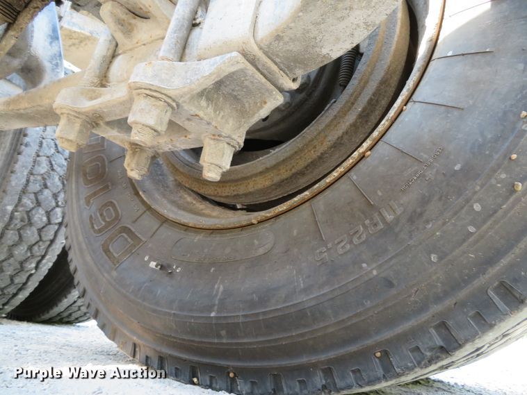 image for item DE8224 2004 Sterling A-Line semi truck