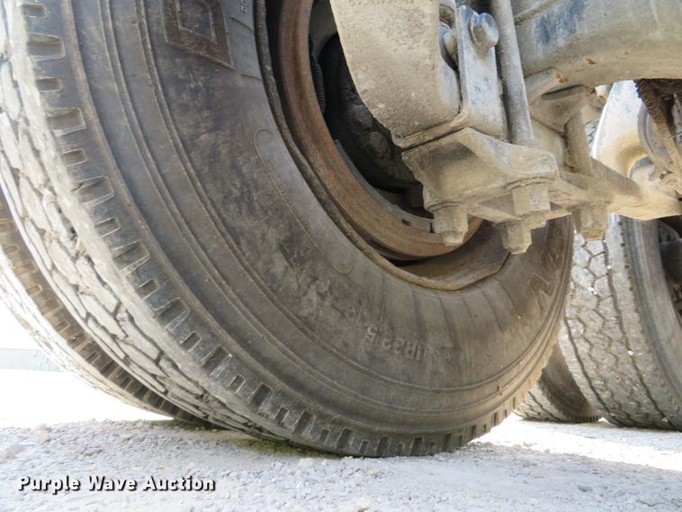 image for item DE8224 2004 Sterling A-Line semi truck