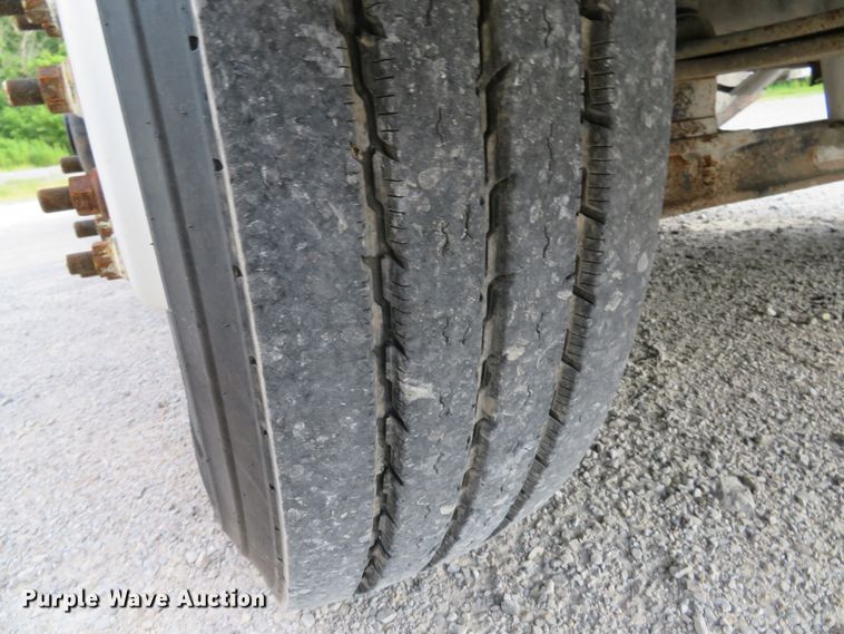 image for item DE8224 2004 Sterling A-Line semi truck