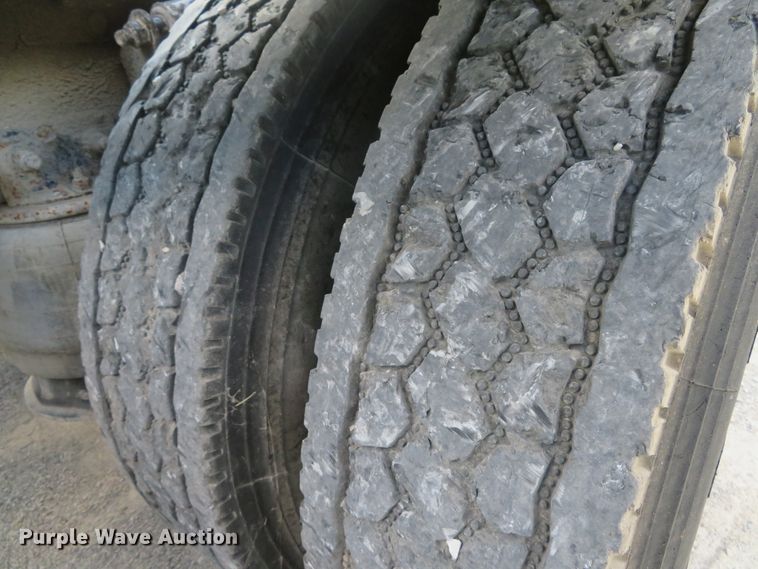 image for item DE8224 2004 Sterling A-Line semi truck