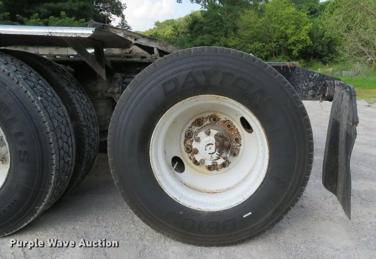 image for item DE8224 2004 Sterling A-Line semi truck