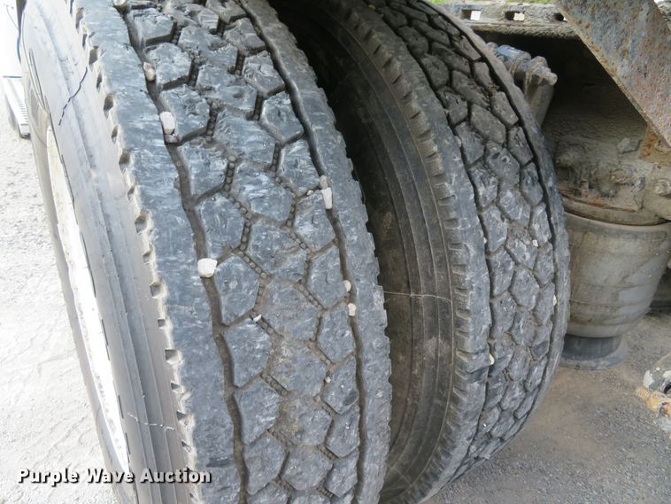 image for item DE8224 2004 Sterling A-Line semi truck