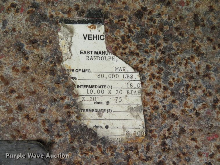 image for item DE8226 1992 East end dump trailer