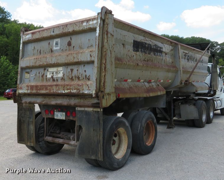 image for item DE8227 2005 Bibeaut Schien 27SD end dump trailer