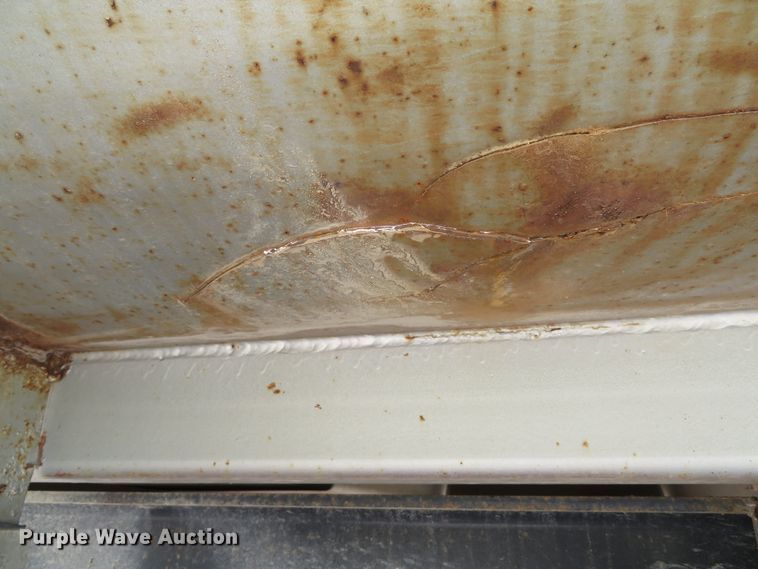 image for item DE8227 2005 Bibeaut Schien 27SD end dump trailer