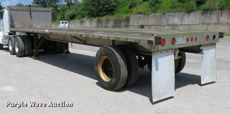 image for item DE8229 1979 Ravens 54228 flatbed trailer
