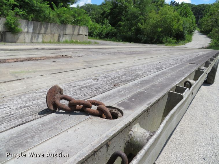 image for item DE8229 1979 Ravens 54228 flatbed trailer