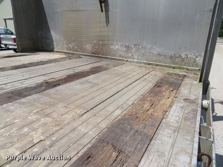 image for item DE8229 1979 Ravens 54228 flatbed trailer