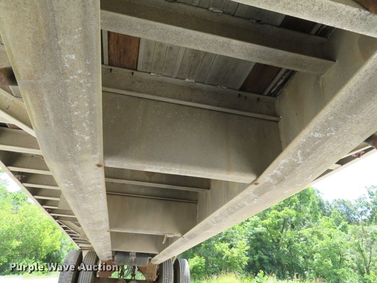 image for item DE8229 1979 Ravens 54228 flatbed trailer