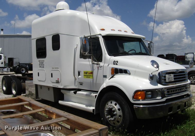 image for item DG1306 2007 Sterling Acterra semi truck