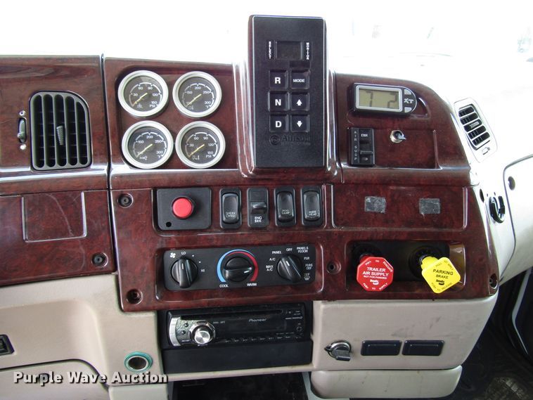 image for item DG1306 2007 Sterling Acterra semi truck