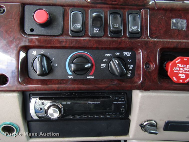 image for item DG1306 2007 Sterling Acterra semi truck