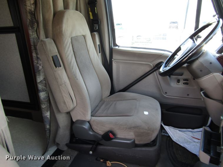 image for item DG1306 2007 Sterling Acterra semi truck