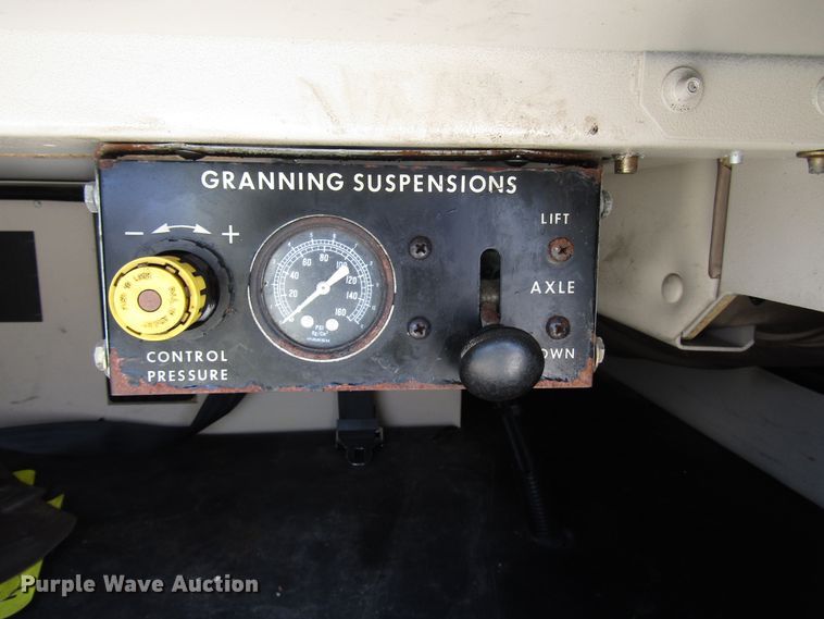 image for item DG1306 2007 Sterling Acterra semi truck