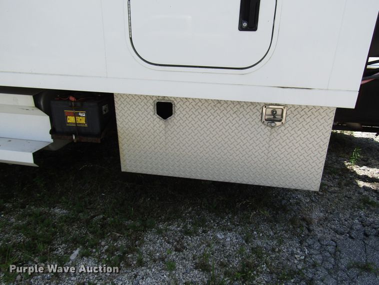 image for item DG1306 2007 Sterling Acterra semi truck