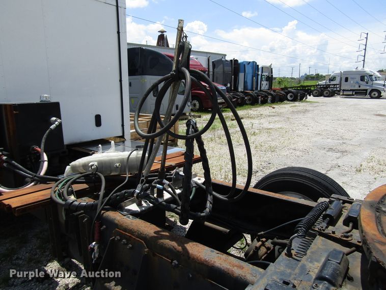 image for item DG1306 2007 Sterling Acterra semi truck