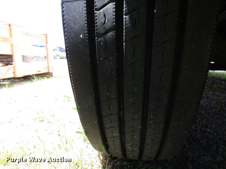 image for item DG1306 2007 Sterling Acterra semi truck