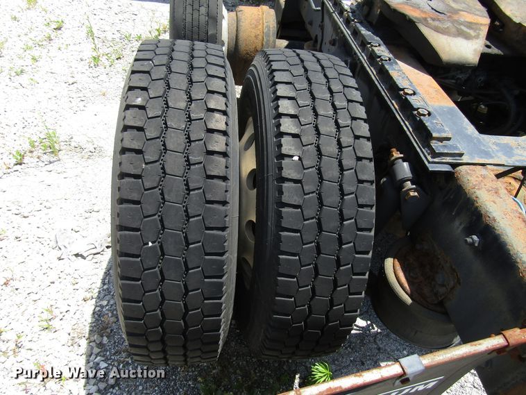 image for item DG1306 2007 Sterling Acterra semi truck