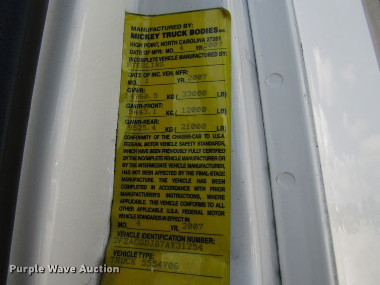 image for item DG1306 2007 Sterling Acterra semi truck