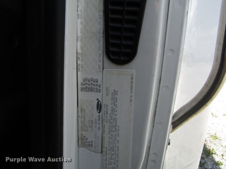 image for item DG1306 2007 Sterling Acterra semi truck