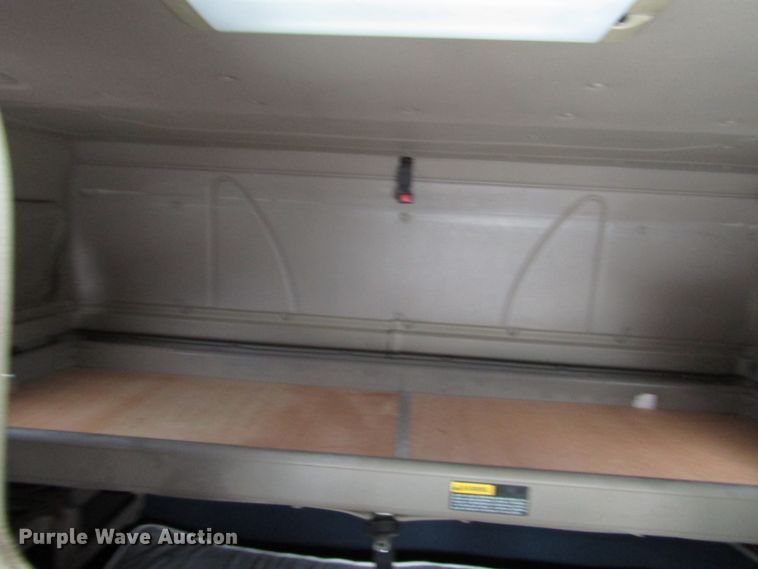 image for item DG1365 2007 International 9400i semi truck