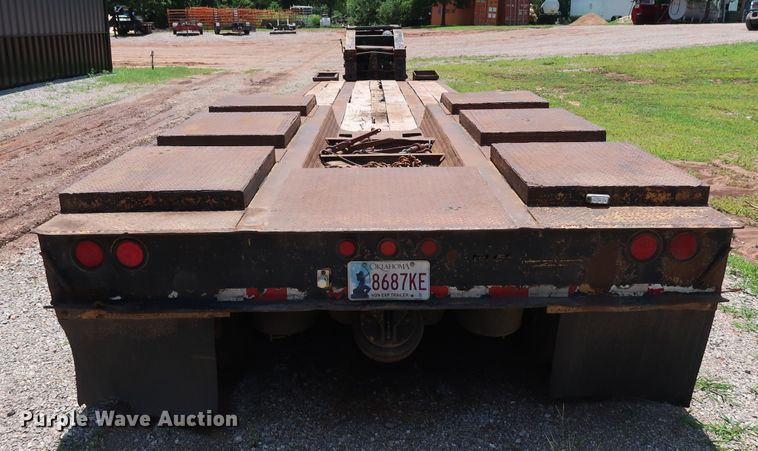 image for item DG4035 1999 Eager Beaver 50GSL/3 equipment trailer