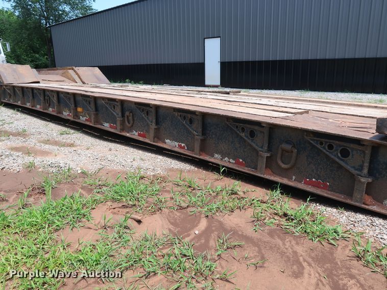 image for item DG4035 1999 Eager Beaver 50GSL/3 equipment trailer