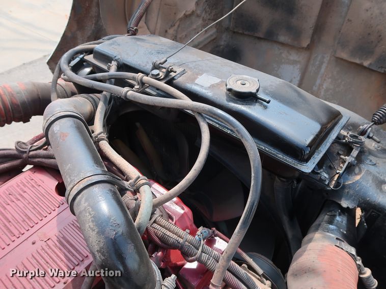 image for item DG4096 2007 Kenworth T800 semi truck