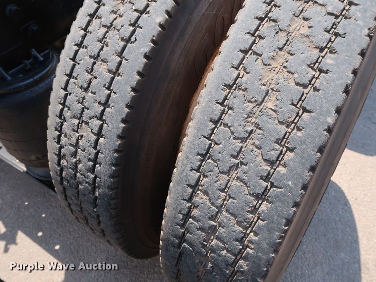 image for item DG4097 2015 Caterpillar CT660S semi truck