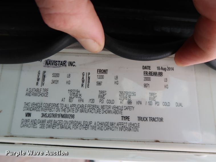 image for item DG4097 2015 Caterpillar CT660S semi truck