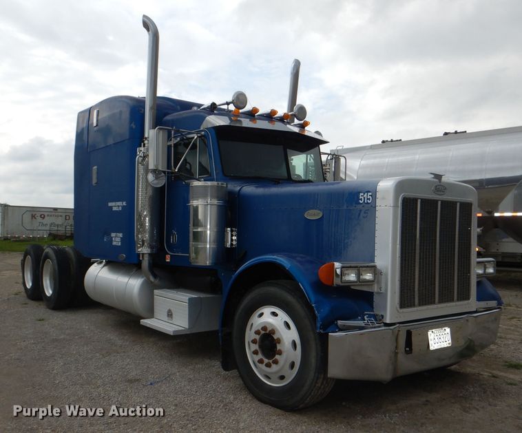 image for item DG4846 1998 Peterbilt 379 semi truck